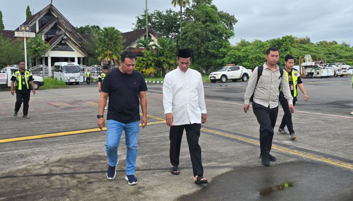Mentan Andi Amran Ajak Pengurus IKA Unhas Rancang Sekolah Internasional Terbaik