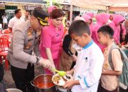 Polres Pelabuhan Makassar, Membagikan Makanan Bergizi Gratis bagi pelajar di Makassar