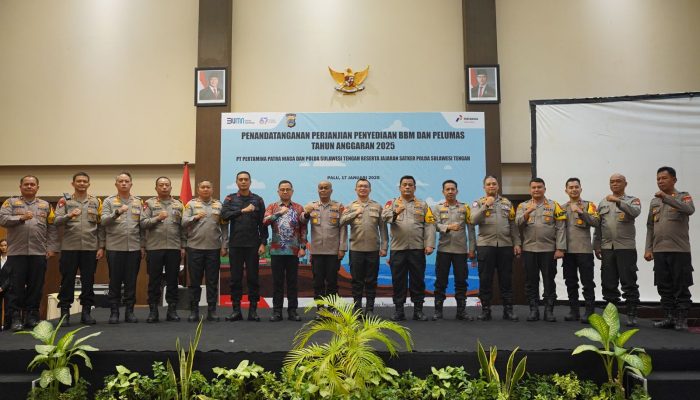 Pertamina Patra Niaga dan Polda Sulawesi Tengah Tandatangani Perjanjian Penyediaan BBM dan Pelumas T.A. 2025