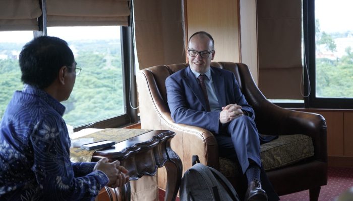 Perkuat Hubungan Akademik antara kedua Negara, Duta Besar Prancis Sosialisasi Beasiswa LPDP-France di Kampus Universitas Hasanuddin