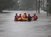 Satu orang tewas, ribuan orang didesak mengungsi saat wilayah timur laut Australia dilanda banjir