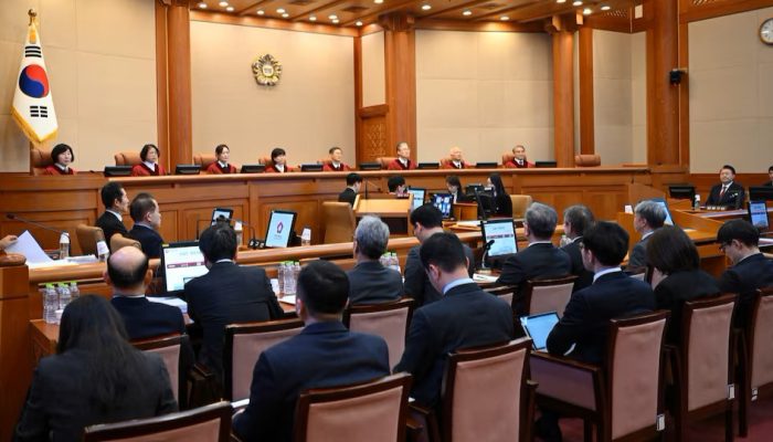 Perwira militer Korea Selatan mengatakan dia yakin darurat militer Yoon ‘sah’