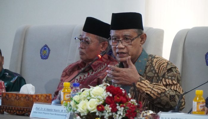 Ceramah di Unismuh, Haedar Singgung Peran Strategis Muhammadiyah Sulsel dalam Lintasan Sejarah Persyarikatan