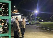 Kapolres Turun Langsung Pantau Pengamanan Pelaksanaan Sholat Tarwih di Masjid Agung Tolitoli