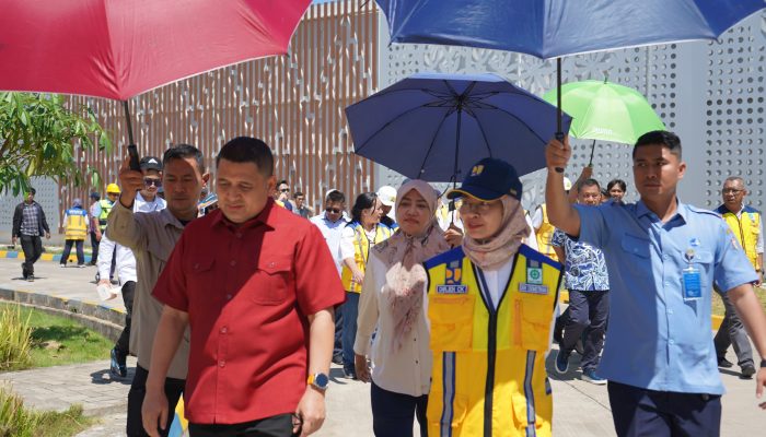 Penuhi Kebutuhan Masyarakat, Wali Kota Munafri Bersama Dirjen Cipta Karya Pekerjaan Umum Tinjau IPAL Losari, untuk Perluasan Layanan