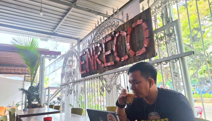 Enreco Jumat Berbagi Hadir Lagi, Ajak Pengunjung Sedekah untuk Kepentingan Sosial