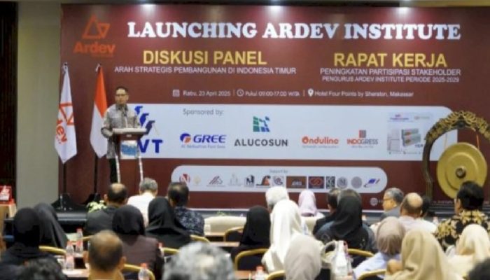 Jadi Keynote Speaker, Ketua DPRD Makassar Supratman Motivasi Peserta Ardev Institute