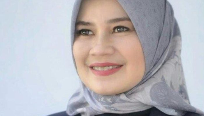 Legislator DPRD Makassar, Andi Suhada Memberi Motivasi Kepada Kaum Perempuan