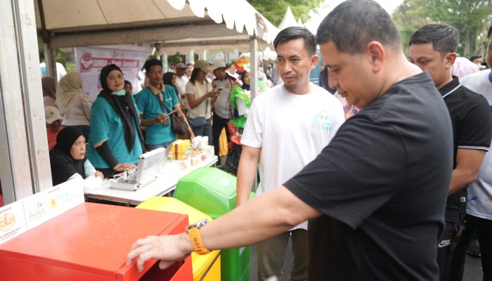 Pemkot Makassar Luncurkan  Kampanye Hentikan Polusi Plastik