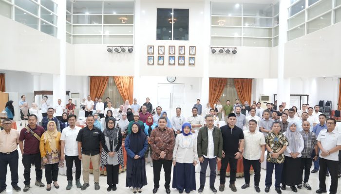 Munafri- Aliyah Gagas Revolusi Pengelolaan Sampah dari Rumah ke Sekolah