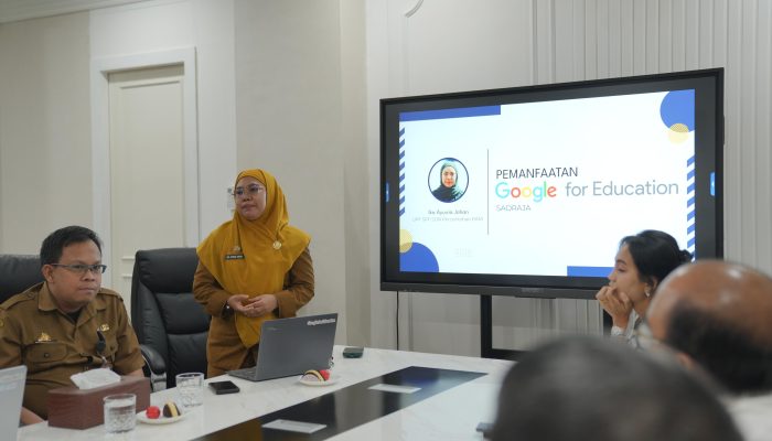 Google Siapkan Program Sekolah Rujukan di Makassar, Fokus pada Sertifikasi Guru Berbasis Digital