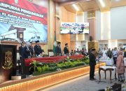 Munafri-Aliyah Hadiri Pengukuhan PAW Prof. Dr. Apiaty K. Amin Syam di DPRD Kota Makassar