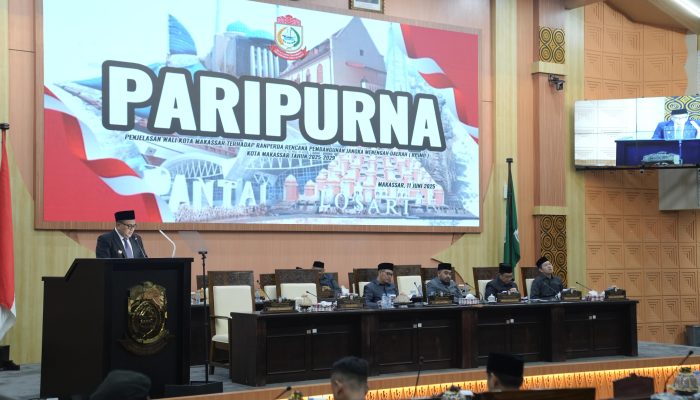 RPJMD Makassar Diketok, Munafri Paparkan Program Strategis di Paripurna RPJMD