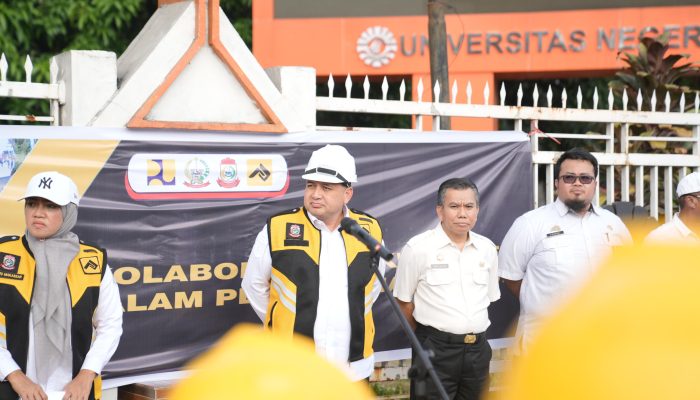 Kolaborasi Cegah Banjir, Pemkot Makassar Gandeng BBWS & Balai Jalan Bersihkan Drainase di Koridor Pettarani