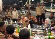 Dari Atas Kapal Phinis, Munafri-Aliyah Bahas Pendidikan Bersama Mendikdasmen