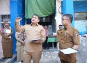 Selokan dan Plafon Rusak, Munafri Janjikan Revitalisasi SMPN 53 Makassar