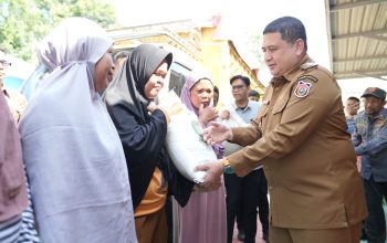 Pemkot Makassar Salurkan 800 Ton Beras Dari Pemerintah Pusat