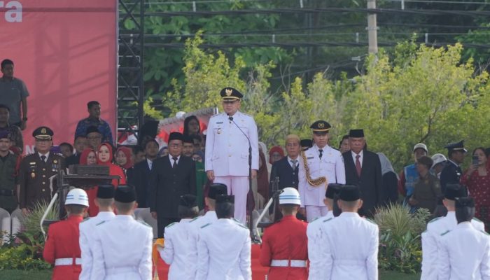 Berlangsung Khidmat, Wali Kota dan Jajaran Pemkot Makassar Upacara HUT ke-80 RI di Lapangan Karebosi