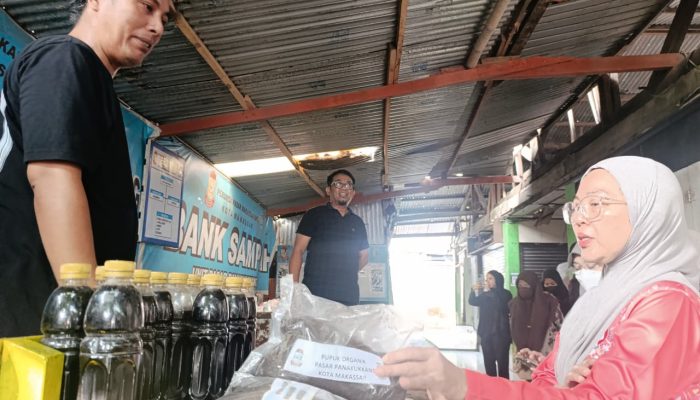 Melinda Aksa Dorong Pedagang Jadi Penggerak Pengelolaan Sampah Pasar