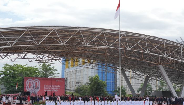 Paskibraka Makassar Sukses Kibarkan Bendera Simbol Semangat Kemerdekaan