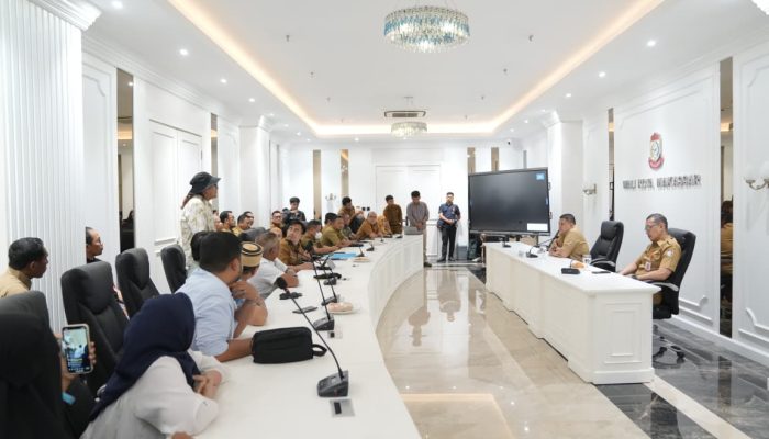 Terima Aspirasi Warga, Munafri Akan Evaluasi Proyek PSEL