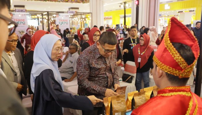 Wali Kota Munafri Promosikan Produk UMKM Go International, Siap Rebut Pasar Global