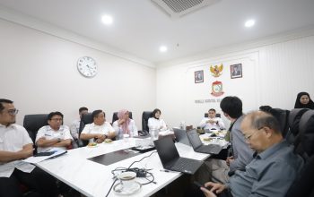 Investor Asal Tiongkok Paparkan Desain Stadion Untia di Hadapan Munafri-Aliyah