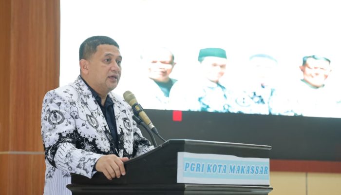 Hadiri Pengukuhan PGRI Kota Makassar, Munafri Tekankan Peran Guru Mendidik dan Menciptakan Generasi Penerus Bangsa