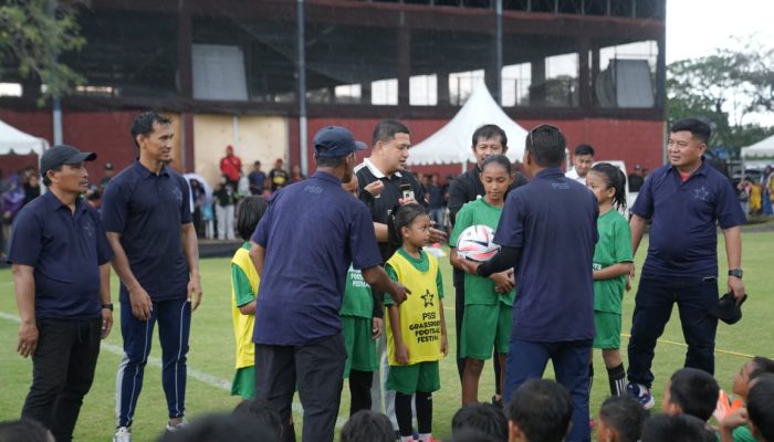 Wali Kota Munafri Dukung Pembinaan Sepak Bola Usia Dini di Grassroots Football Festival