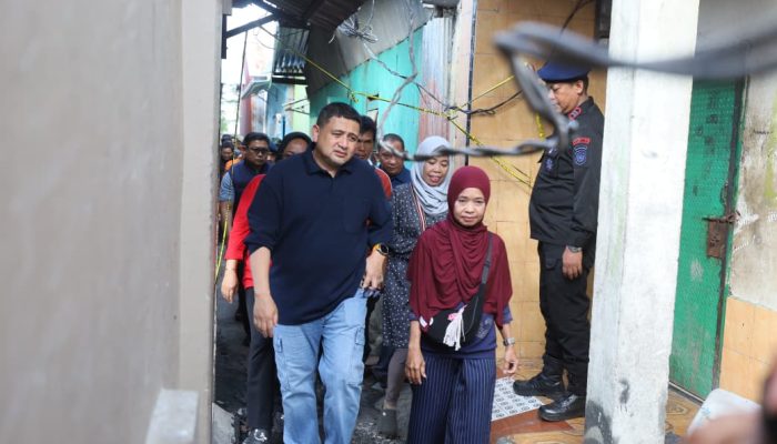 Tinjau Lokasi Kebakaran Tallo, Wali Kota Makassar Pastikan Bantuan dan Rekonstruksi Rumah Korban