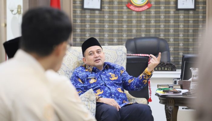 Wali Kota Makassar Terima Komunitas Disabilitas, Bahas Deklarasi Kota Inklusi dan HDI 2025
