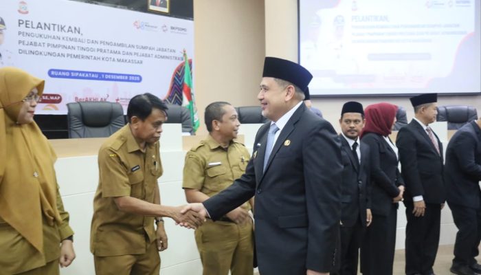 Pemkot Makassar Kukuhkan 14 Pejabat Baru, Tegaskan Penguatan Tata Kelola Bersih dan Akuntabel