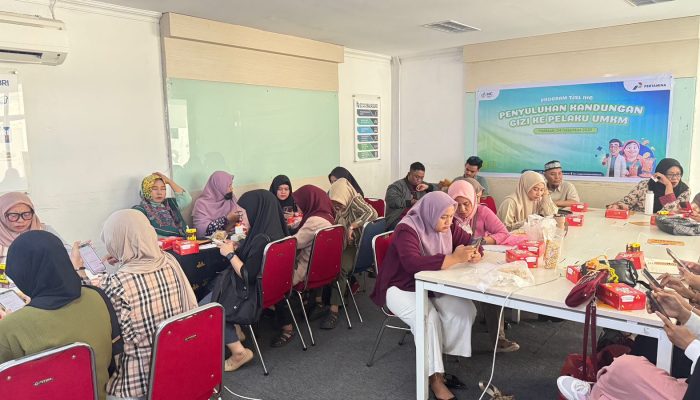 Pertamina Patra Niaga dan Pertamedika IHC Beri Penyuluhan Gizi untuk Perkuat Daya Saing UMKM Makassar