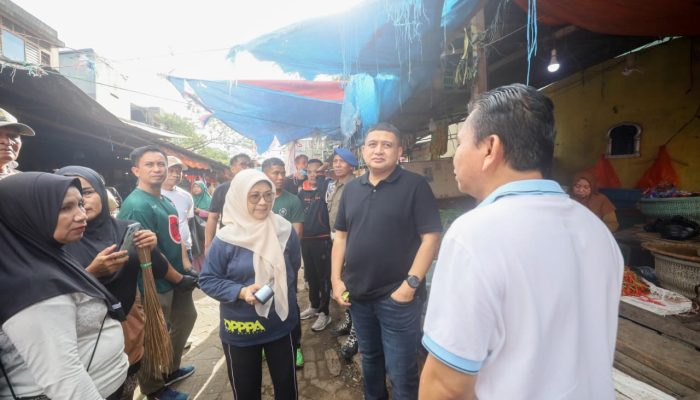 Pasar Terong Jadi Sorotan, Wali Kota dan DLH Kerahkan SKPD Bersihkan Titik Sampah Terpadat