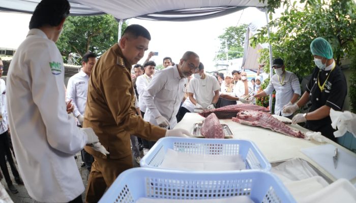 Munafri Arifuddin Lepas Ekspor Perdana Gurita, Nelayan Makassar Didorong Naik Kelas