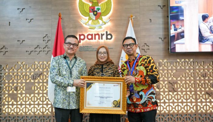 Pemprov Sulsel Raih OPSI KemenPAN-RB lewat Inovasi Pemuda Jaga Laut PACARITA