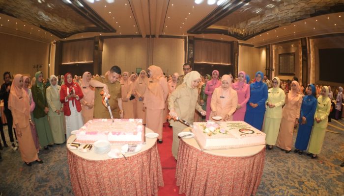 HUT ke-26 DWP Makassar, Munafri Arifuddin Dorong Peran Perempuan Perkuat Ketahanan Keluarga