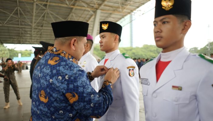 Paskibraka Makassar Diganjar Pin Emas pada Peringatan Hari Bela Negara ke-77