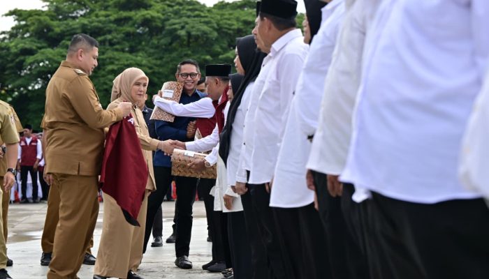 6.032 RT/RW Resmi Bertugas, Munafri Tegaskan Evaluasi dan Insentif Berbasis Kinerj