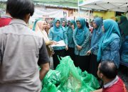 TP PKK dan Dekranasda Makassar Salurkan Bantuan Pangan untuk 850 Perempuan Pra Sejahtera