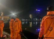 Respons Cepat BPBD Makassar Selamatkan Lima Nelayan Terombang-ambing di Perairan Barrang Lompoa