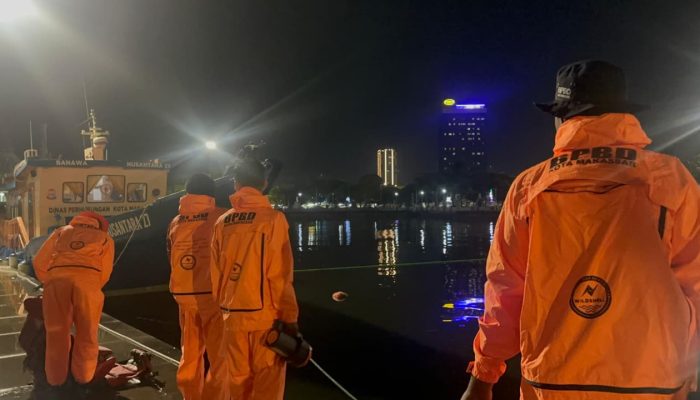 Respons Cepat BPBD Makassar Selamatkan Lima Nelayan Terombang-ambing di Perairan Barrang Lompoa