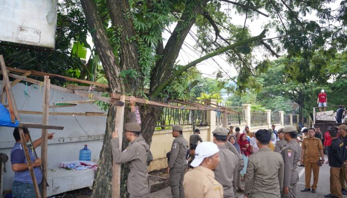 Kurangi Macet dan Lapak Liar, Pemkot Makassar Tertibkan PK5 di Biringkanaya