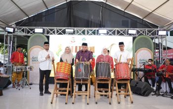Buka Karebosi Ramadan Fair 2026, Munafri Arifuddin Minta UMKM Tak Jual Produk Seragam