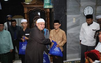 Safari Ramadan Hari Kelima, Munafri Salat Subuh di Wajo dan Ingatkan Soal Pohon Rawan Tumbang