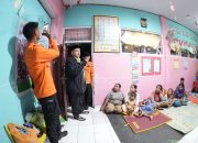 Munafri Tinjau Pengungsi Banjir di Paccerakkang: Pastikan Layanan dan Logistik Aman