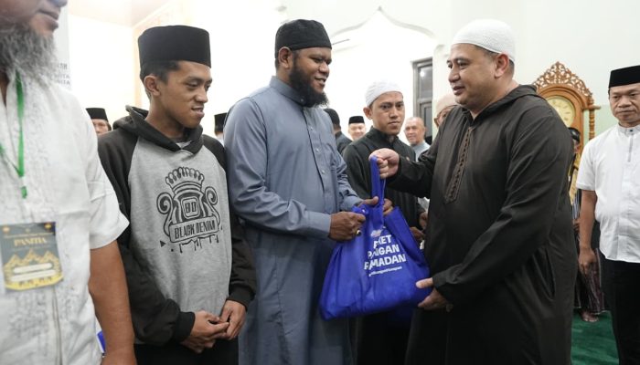 Safari Subuh di Tallo, Munafri Minta Camat hingga RT/RW Waspadai Lonjakan Sampah Selama Ramadan