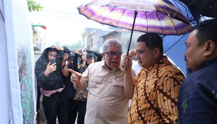 Wamen PKP dan Wali Kota Makassar Tinjau Permukiman Padat Pannampu, Hunian Vertikal Diusulkan