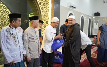 Wali Kota Makassar Munafri Arifuddin Safari Subuh Ramadan di Masjid Nurul Baried