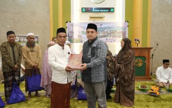 Safari Ramadan di Untia, Wali Kota Makassar Dorong Masjid Jadi Pusat Pembinaan Umat